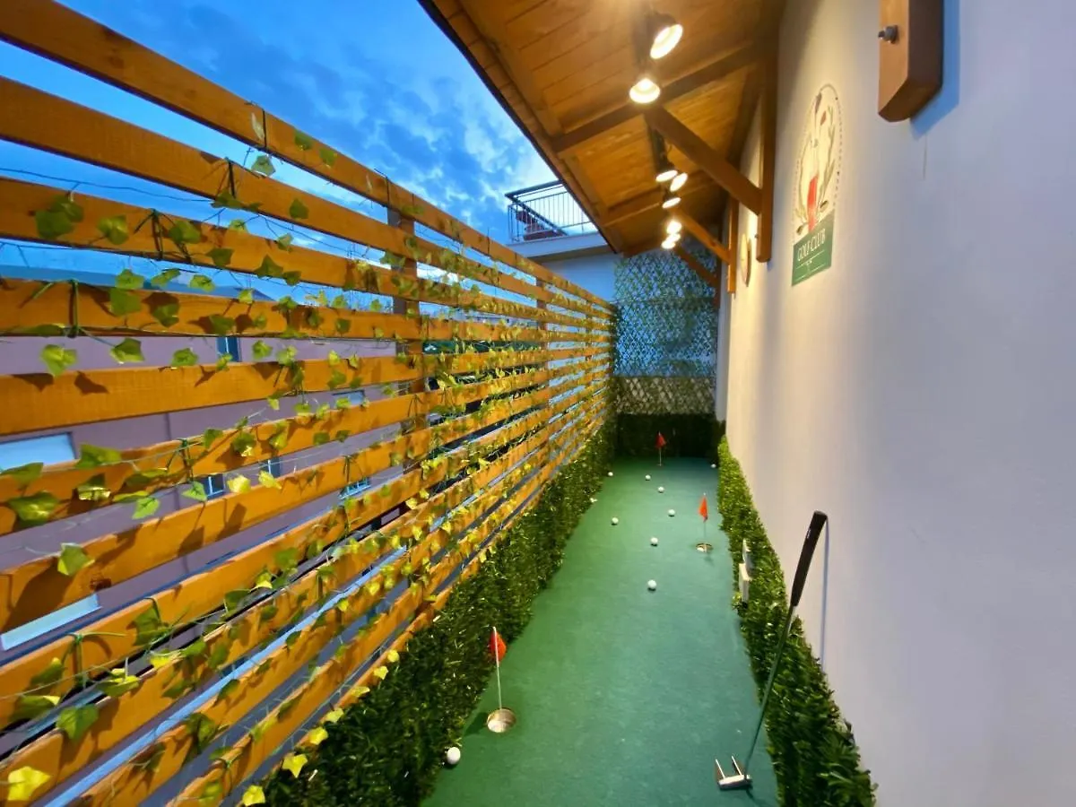 Elegant Vatican Metro & Golf Rome