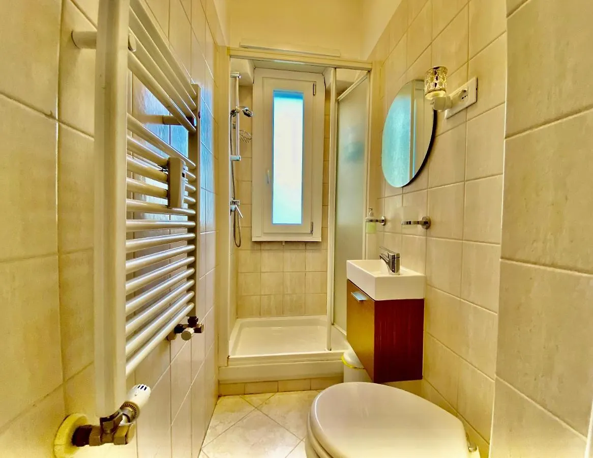 Elegant Vatican Metro & Golf Rome Apartment