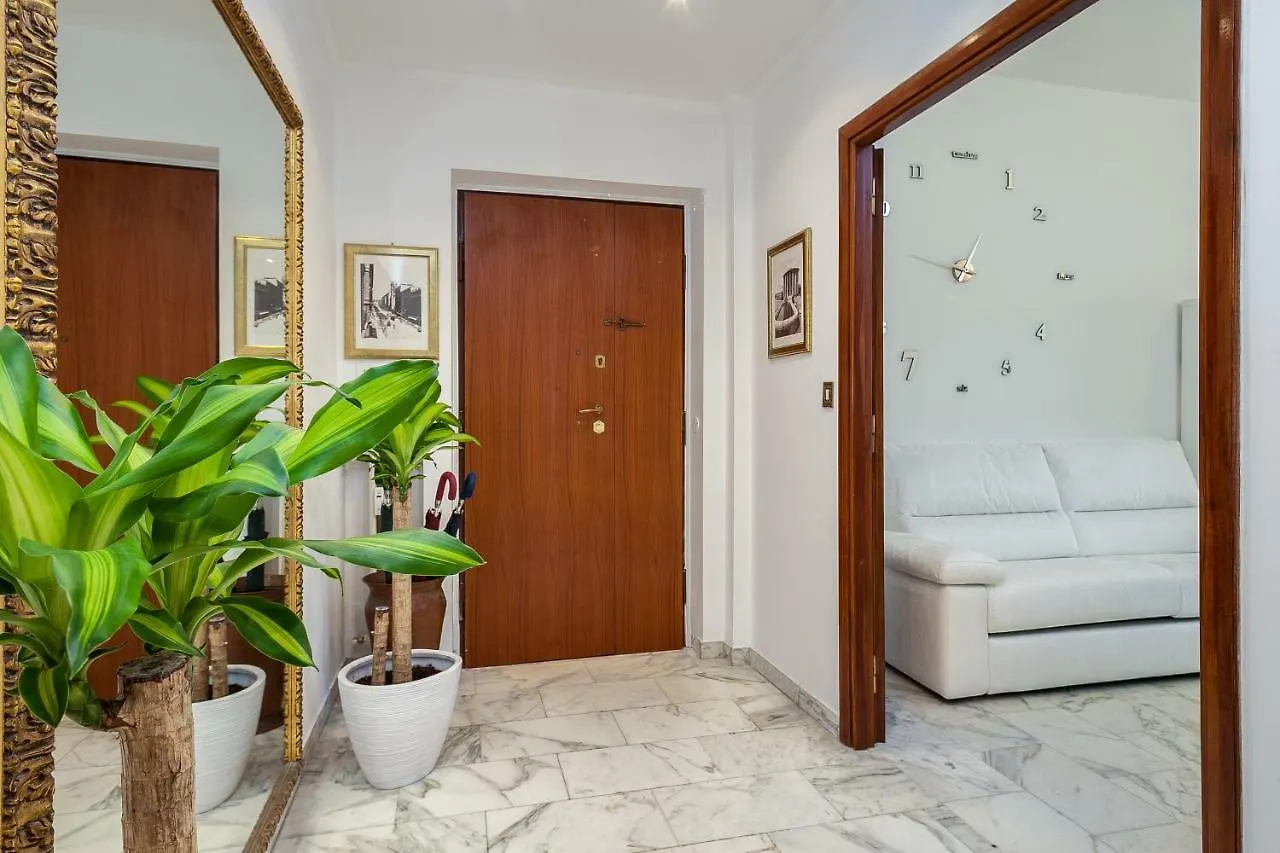 Apartment Elegant Vatican Metro & Golf Rome