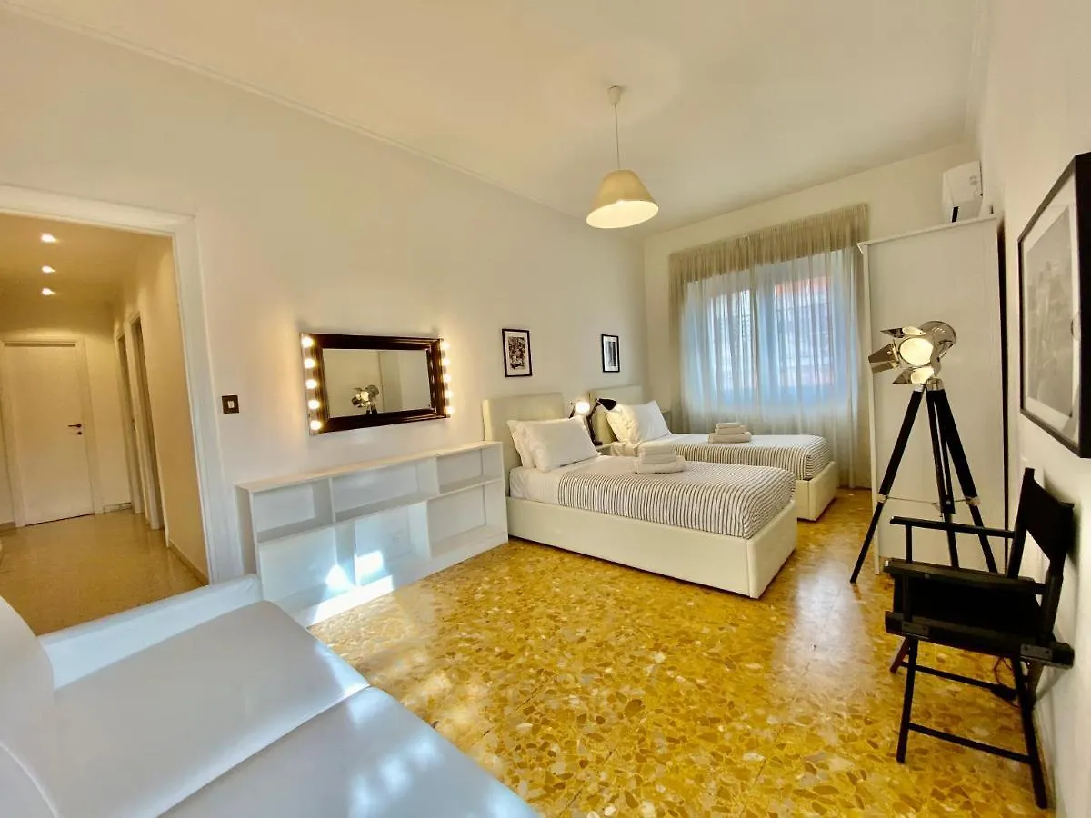Apartment Elegant Vatican Metro & Golf Rome